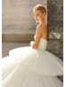 Chic Strapless Satin Pleated Tulle Layered Wedding Dress Chic Strapless Satin Pleated Tulle Layered Wedding Dress